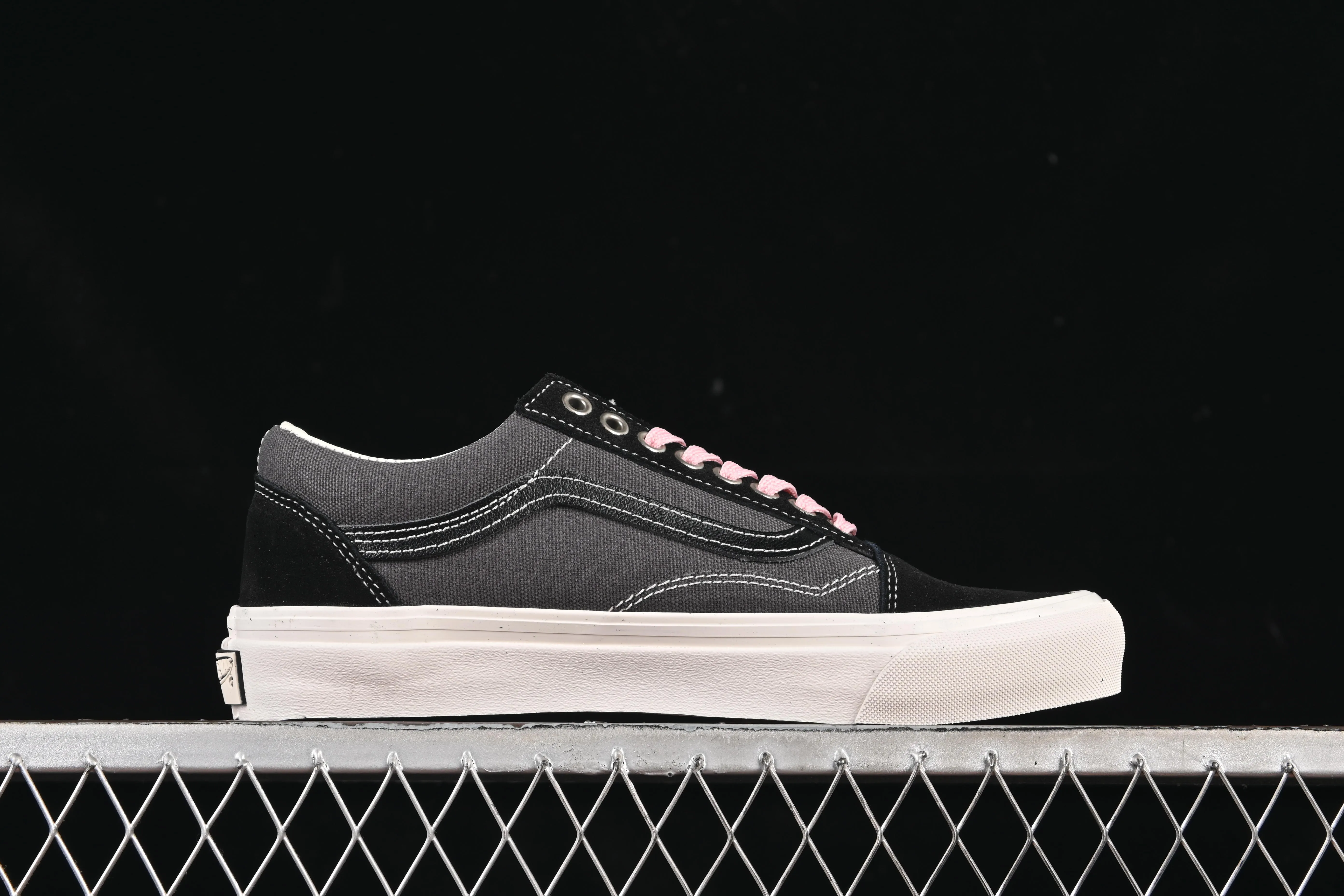 All categories Vans Vans series Vans Low Vans low-top Vans Lx Old Skool Vans low-top casual skateboard shoes VN000D56DE2
